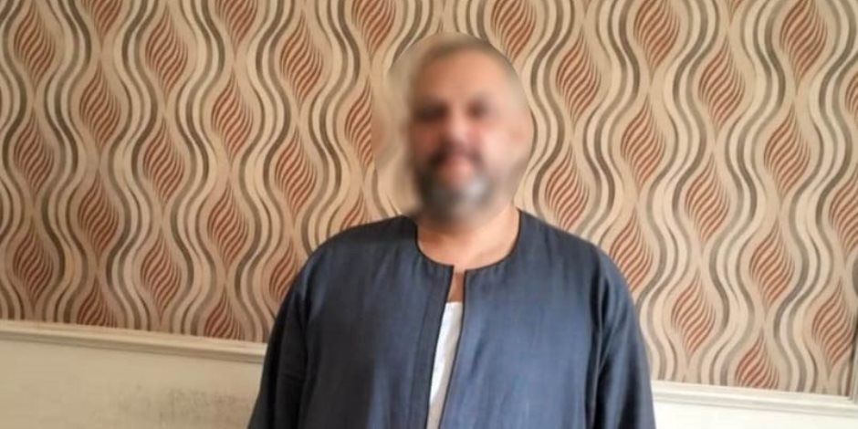 القبض على جزار فى إيتاى البارود يجمع المواطنيين للتصويت لصالح أحد المرشحين  