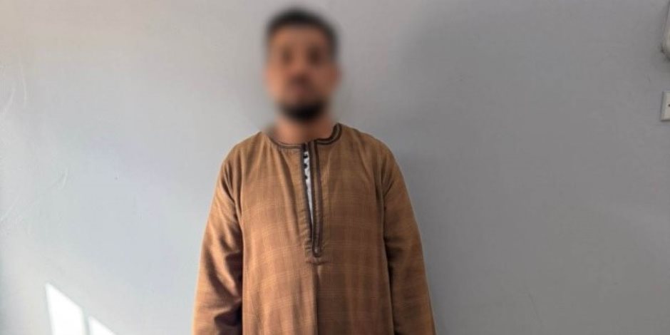 ضبط شخص فى جهينة بحوزته مبالغ مالية لتوزيعها على المواطنين للتصويت لصالح مرشحان