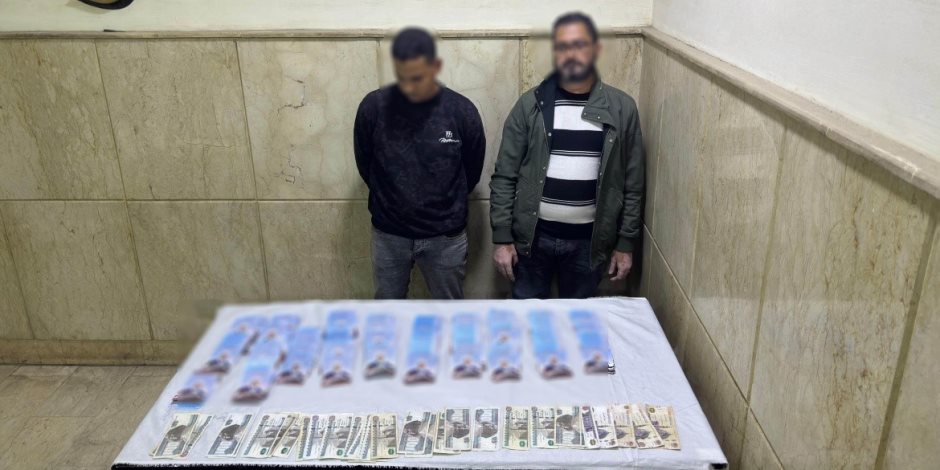 أمن أسيوط يضبط شخصان يوزعان دعاية لمرشح بمحيط الدائرة الانتخابية فى ساحل سليم 