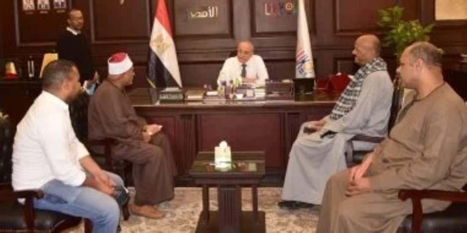 محافظة الأقصر تنفي شائعة منع دخول المواطنين بالجلباب إلى الديوان العام