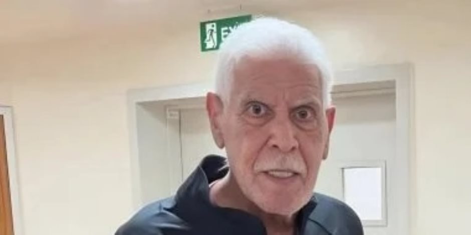 أيمن يونس يطمئن الجماهير على حسن شحاتة : عمل عملية وهو كويس