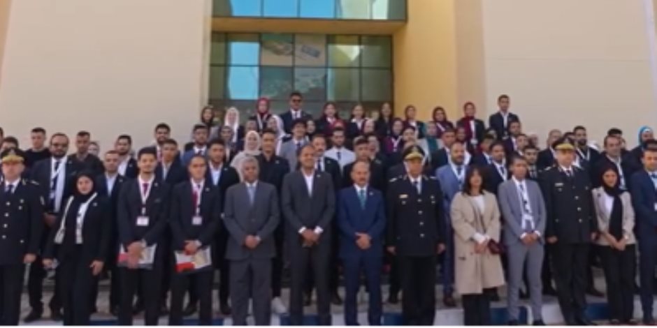 الداخلية تنظم ورشة عمل لطلبة الجامعات المصرية عن دور الجهاز الحكومى فى مواجهة مخططات إسقاط الدول 