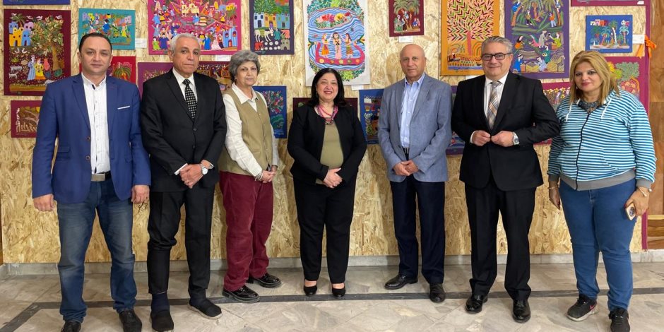 نائبة وزيرة التضامن تشهد ختام فعاليات معرض جمعية الصعيد للتربية والتنمية بالظاهر