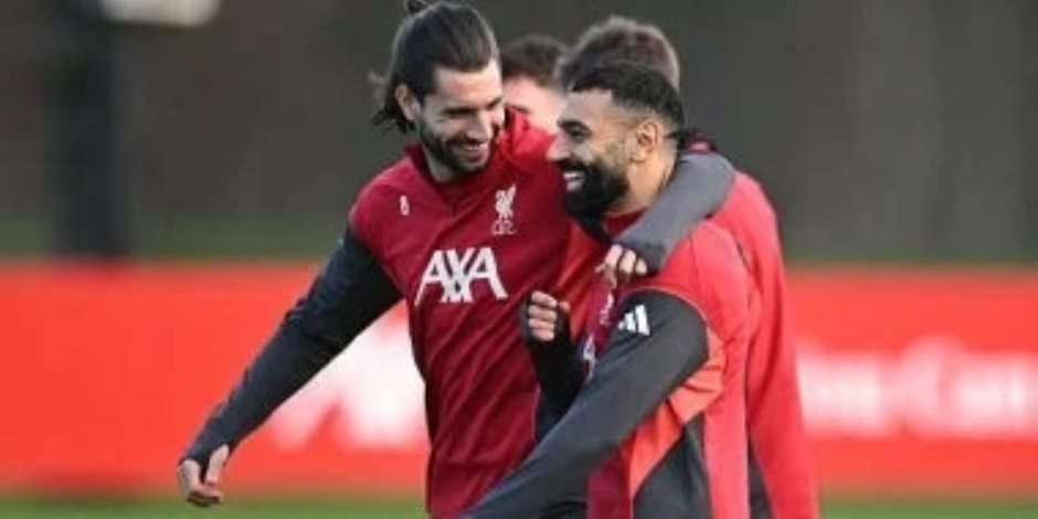 تقارير إنجليزية : ليفربول لا يفكر فى بيع محمد صلاح رغم أزمته مع سلوت والوضع الحالي مؤقت وسيتحسن مع مرور الوقت