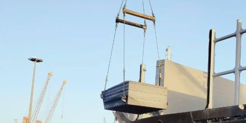 "قطاع الأعمال": تصدير أول شحنة من إنتاج شركة الأنود الكربونية منذ إعادة تشغيلها في أكتوبر الماضي