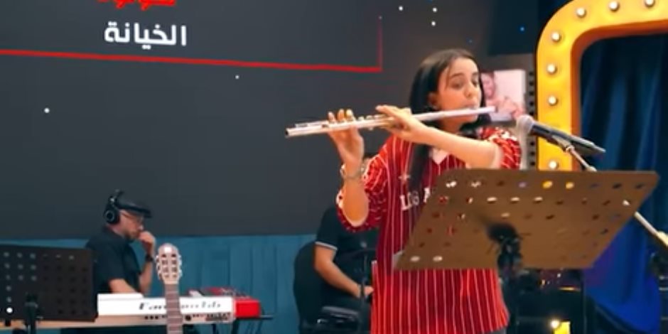 تخونوه.. إيهاب عبد الواحد لمتسابقة كاستنج: برافو يا حور متعتينا.. فيديو