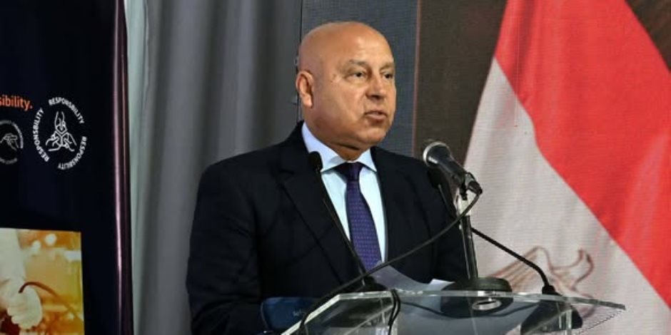 كامل الوزير: افتتاح مصنع "ليوني بدر" يعكس تنفيذ الخطة العاجلة للنهوض بالصناعة