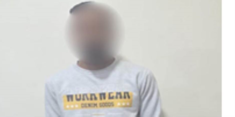 أمن الأقصر يضبط شخص يوزع دعاية إنتخابية لمرشح على الناخبين