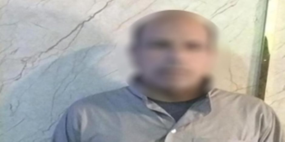 ضبط شخص يحث المواطنين على الإدلاء بأصواتهم لصالح مرشح فى دائرة المنيا