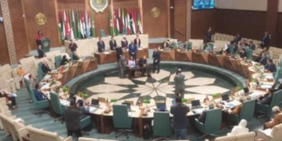 الجامعة العربية تحذر من خطورة انزلاق العالم نحو سباق تسلح تكنولوجى غير منضبط