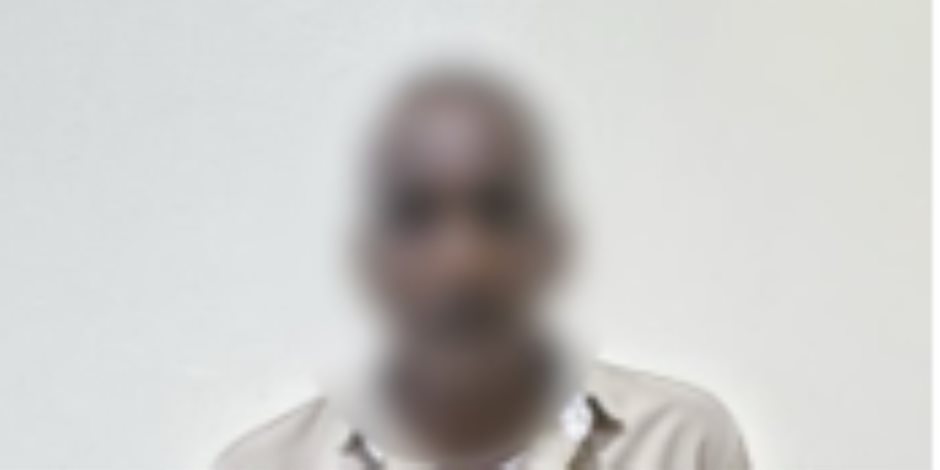 ضبط شخص بحوزته كروت دعائية وأموال لشراء أصوات الناخبين في الأقصر