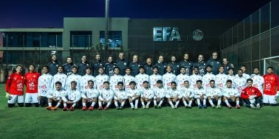 حسام وإبراهيم حسن يزوران معسكر منتخب مصر مواليد 2007.. صور