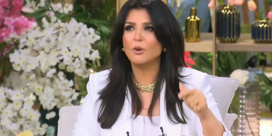 منى الشاذلي للجمهور: متتجوزوش من عائلة توكسيك.. وياسمين عبد العزيز: متتجوزوش خالص!