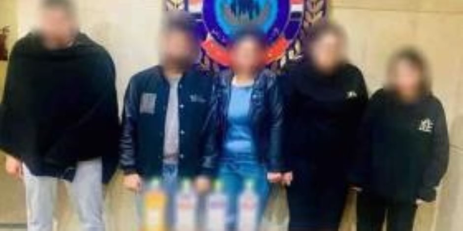 ضبط أحد الأشخاص لإدارته نادٍ صحي "بدون ترخيص" واستغلاله في ممارسة الأعمال المنافية للآداب بالقاهرة