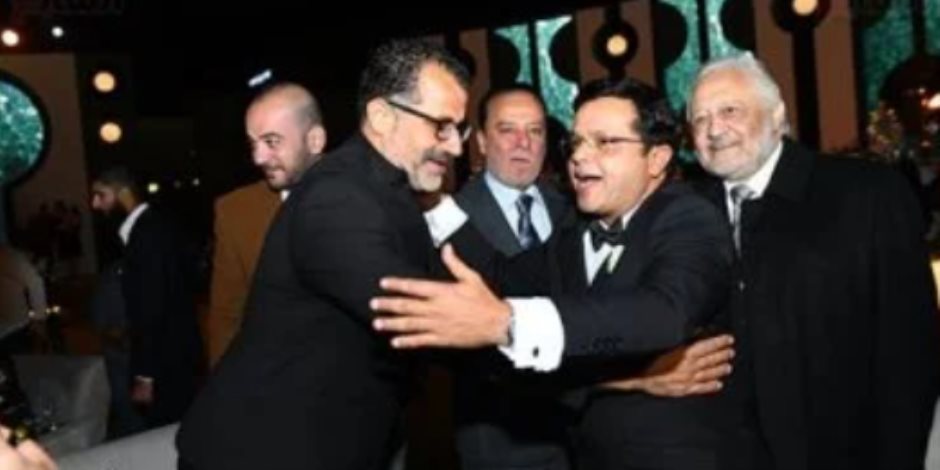 محمد هنيدى أبو العروسة وسط نجوم الفن فى حفل زفاف ابنته فريدة