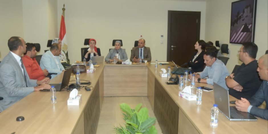 التعاون مع برنامج الأمم المتحدة.. "الإسكان" تناقش استراتيجية التنقل النشط