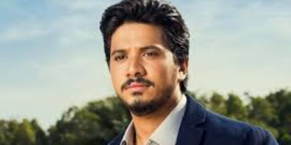 مصطفى حجاج يطرح "دقات القلب" بتوقيع أحمد عادل ومحمد رفاعى ووليد سعد