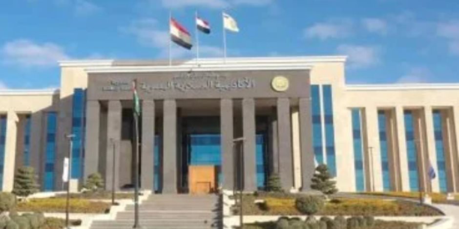 خلال دقائق.. الأكاديمية العسكرية المصرية ترسل رسائل المقبولين