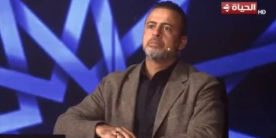 دولة التلاوة.. مصطفى حسنى: الالتزام بكل شىء فى الحياة له قيمة عند الله