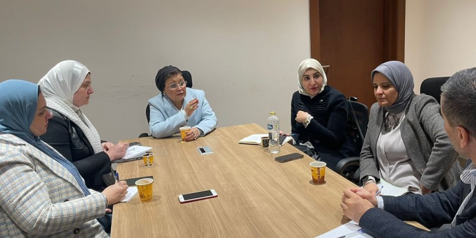 نائب وزير الصحة تبحث مع «يونيسف مصر» اعتماد خطة تدريب شاملة لرعاية حديثي الولادة 