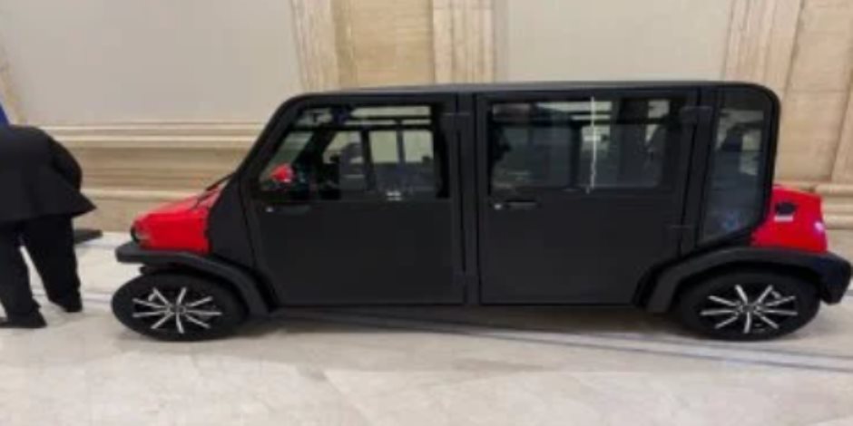 «إيفو» المصرية تنطلق.. تفاصيل أول سيارة كهربائية محلية الصنع بأسعار تبدأ من 200 ألف جنيه