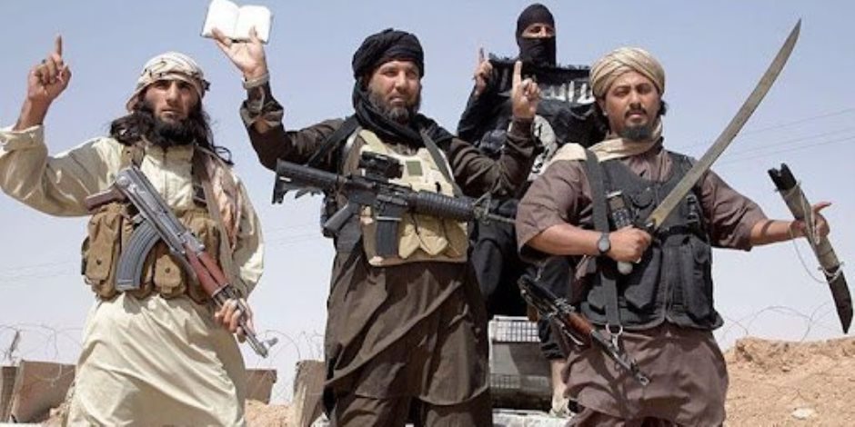 صحيفة أمريكية: الضربات الأمريكية تبرز تعقيدات مواجهة داعش في سوريا