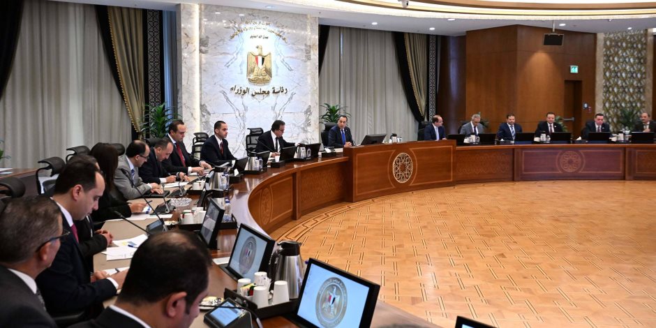 خلال اجتماع اليوم .. رئيس الوزراء يتابع الموقف التنفيذى لتطبيق المرحلة الثانية من التأمين الصحى