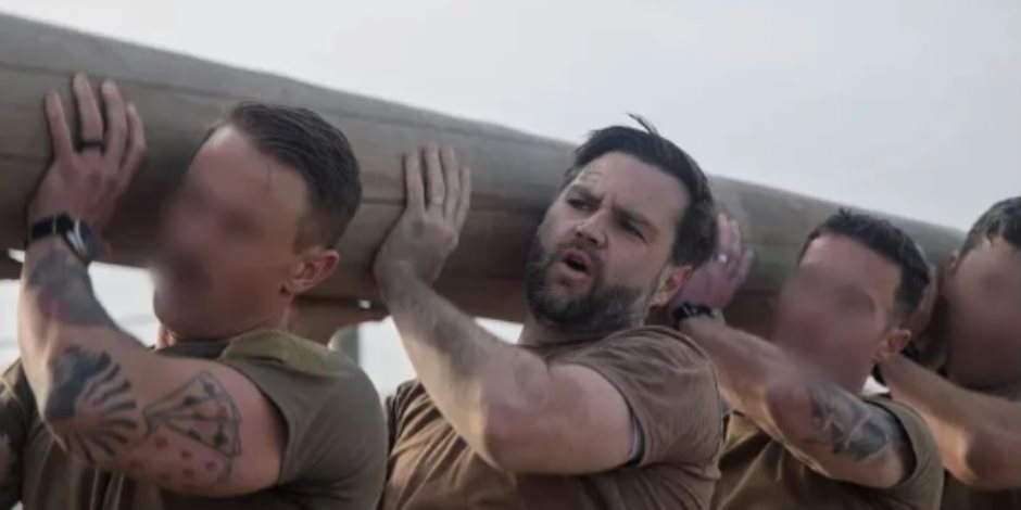 نائب ترامب يخوض تدريبًا شاقًا مع قوات البحرية الخاصة الأمريكية "SEALs"