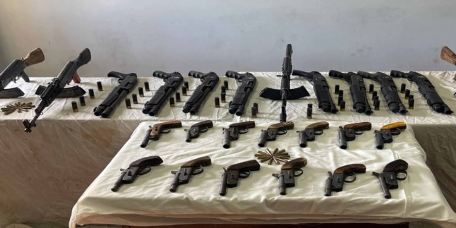 ضبط بؤر إجرامية لجلب المخدرات ومصرع 5 عناصر جنائية شديدة الخطورة في اشتباكات مع قوات الشرطة بأسوان