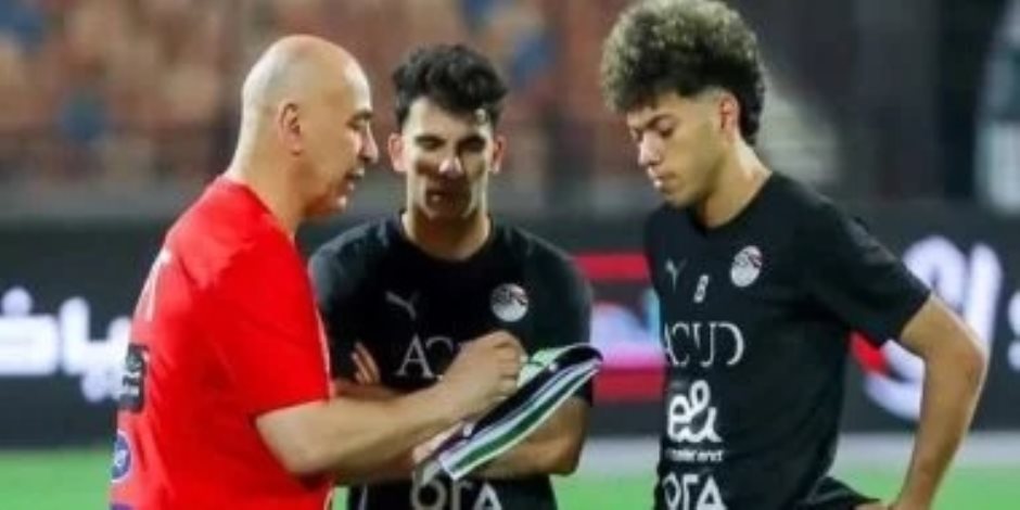 جلسة مغلقة بين مدرب الفراعنة وإمام عاشور لرفع المعنويات بعد المباراة