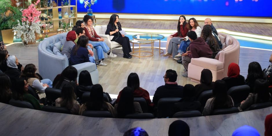 أبطال وصناع "ميد تيرم" ضيوف معكم منى الشاذلي الخميس 