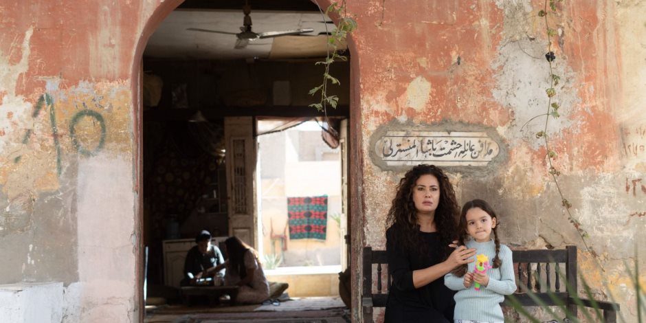 يُعرض على قنوات "المتحدة".. لقطات من كواليس "مناعة" لهند صبري المقرر عرضه في رمضان 