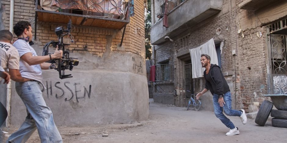 يُعرض في رمضان على قنوات المتحدة.. لقطات من كواليس تصوير "فن الحرب" ليوسف الشريف 