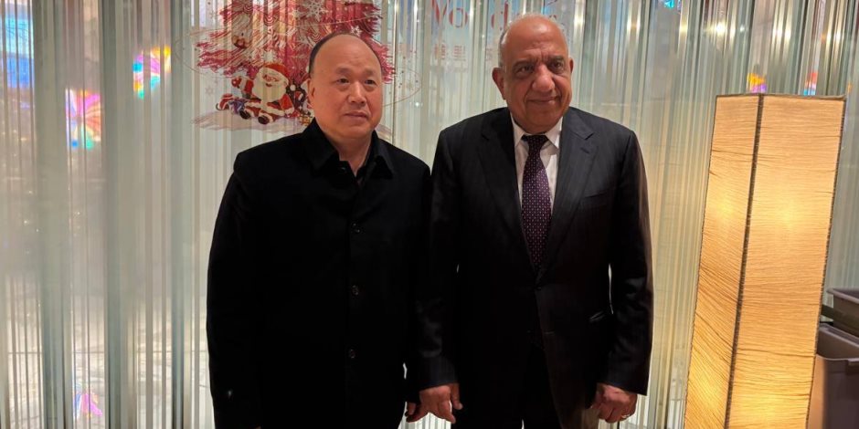 وزير الكهرباء يبحث مع مجموعة شركات " إنكورا" و"جوتيانج " و"هونغجى" توطين صناعة المهمات الكهربائية لنهايات الكابلات ذات الجهد العالي والفائق