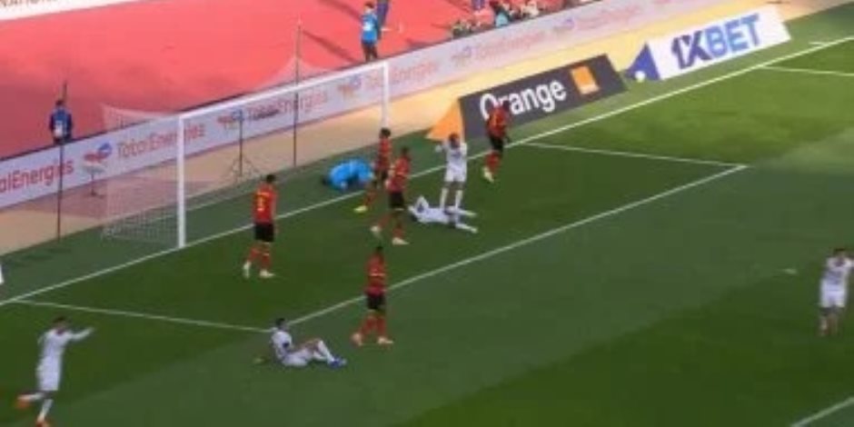 تغيير لمنتخب مصر.. نزول شحاتة أمام أنجولا بعد إصابة مهند لاشين بالدقيقة 63