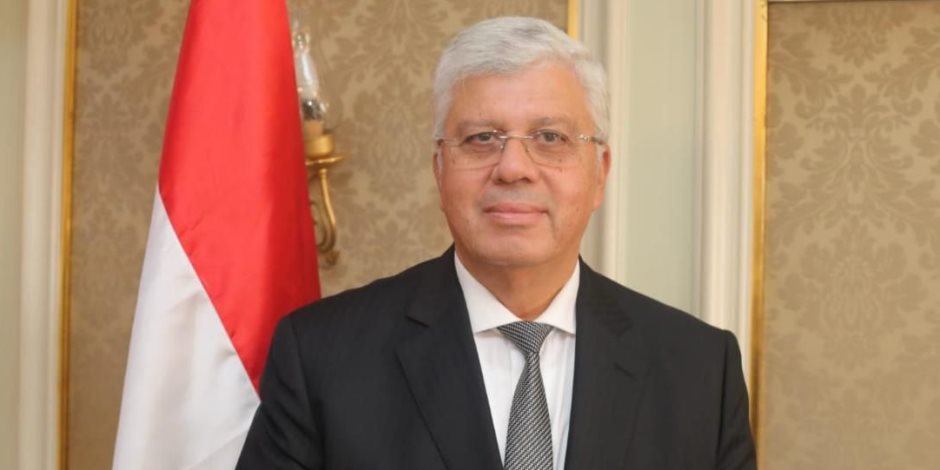 وزير التعليم العالي: تكثيف العمل بمنظومة تلقي الشكاوى والطلبات لتيسير تواصل المواطنين