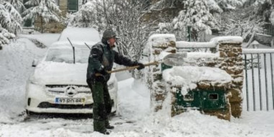 من الاحتفال إلى الانتظار.. كيف سرقت فوضى الطيران أعياد الأوروبيين؟