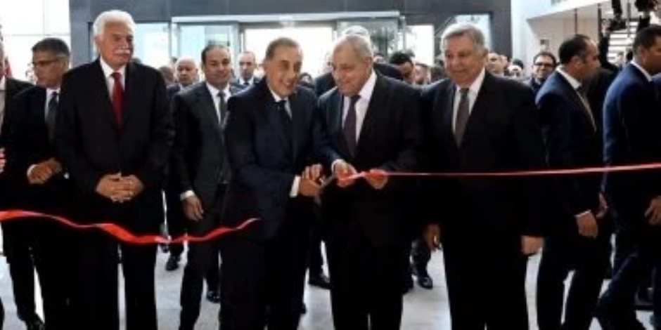 رئيس الوزراء يشهد فعاليات افتتاح المستشفى الجامعى بجامعة الجيزة الجديدة