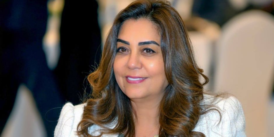 وزيرة التنمية المحلية تستعرض تقريراً حول جهود وزارة البيئة في مجال التغيرات المناخية خلال عام 2025