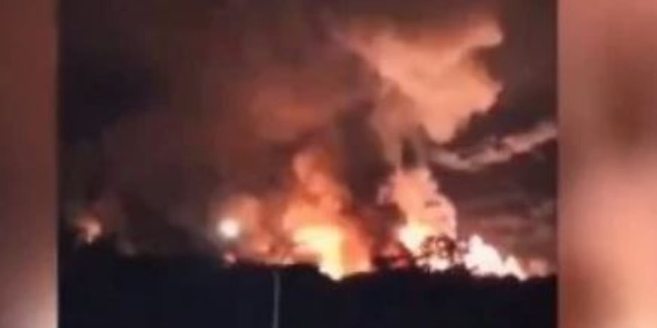 حريق هائل وانفجارات فى مطار هيجيروتى بفنزويلا