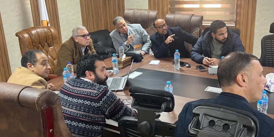 مسئولو "الإسكان" يتابعون موقف أعمال الحصر والتعويضات ومعدلات الأداء بمدينة رأس الحكمة الجديدة وقطاعات الساحل الشمالي