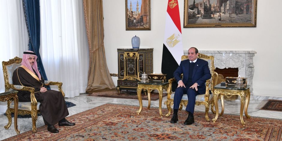 الرئيس السيسي خلال استقباله وزير الخارجية السعودي: نثمن جهود المملكة لاستضافة مؤتمر شامل يجمع المكونات الجنوبية اليمنية