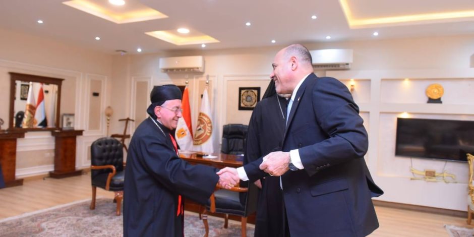 وزير العمل يستقبل وفد الكنيسة الكاثوليكية تزامنًا مع أعياد الميلاد المجيد