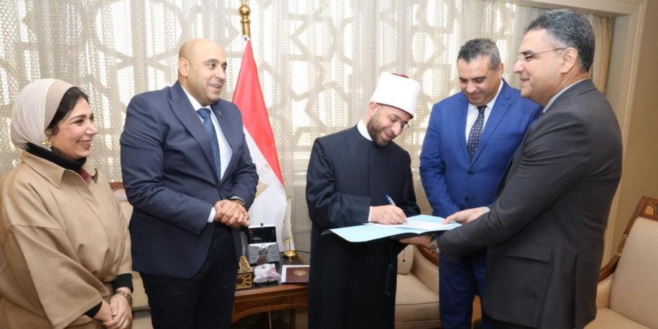 وتتوالى نفحات "دولة التلاوة ".. إهداء بقيمة مليون جنيه من رجل الأعمال إسلام نصر الله 