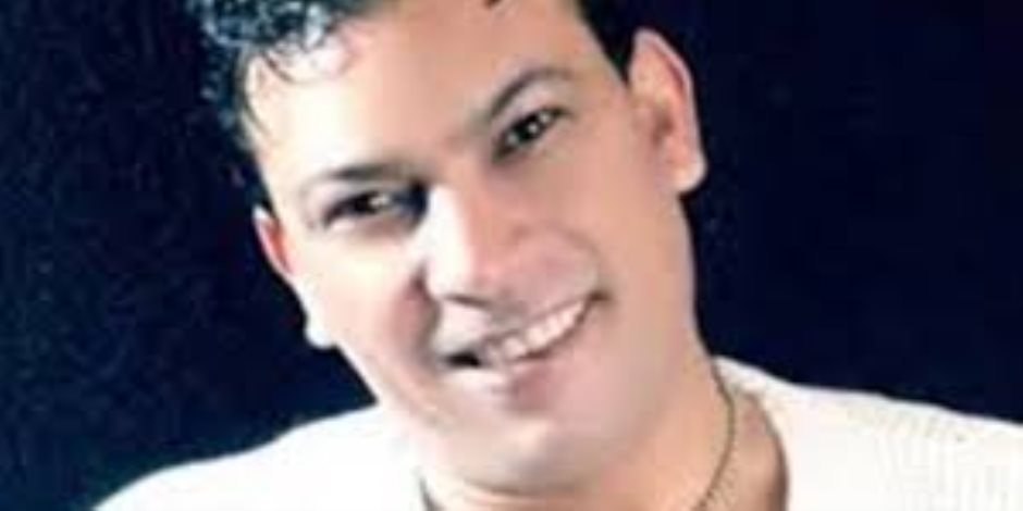 تشييع جنازة المطرب ناصر صقر من مسجد السيدة نفيسة ظهر اليوم