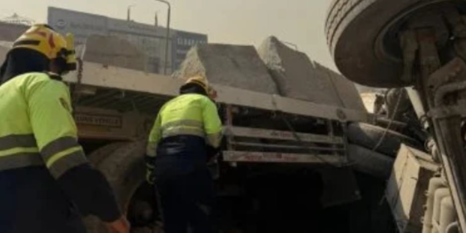 تريلا تحصد الأرواح في شق التعبان تهشم 7 سيارات ومصرع شخصين وإصابة 3