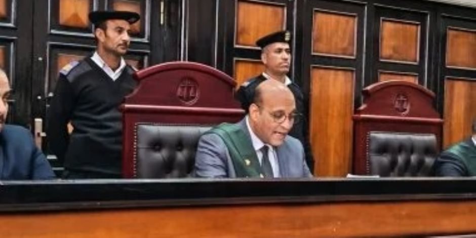 جنايات أسيوط تحيل أوراق المتهمين بقتل مساعد وزير الداخلية الأسبق وزوجته للمفتى