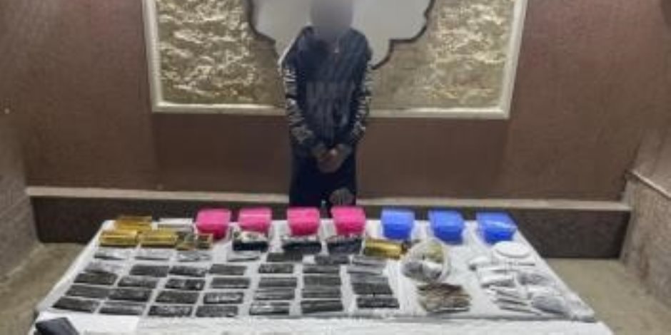 مصرع 3 عناصر شديدة الخطورة وضبط بؤر إجرامية بحوزتهم 620 كيلو مخدرات