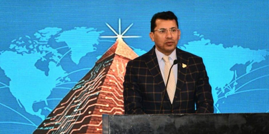 وزير الشباب والرياضة يفتتح النسخة الثالثة من منتدى العاملين بالشباب والرياضة
