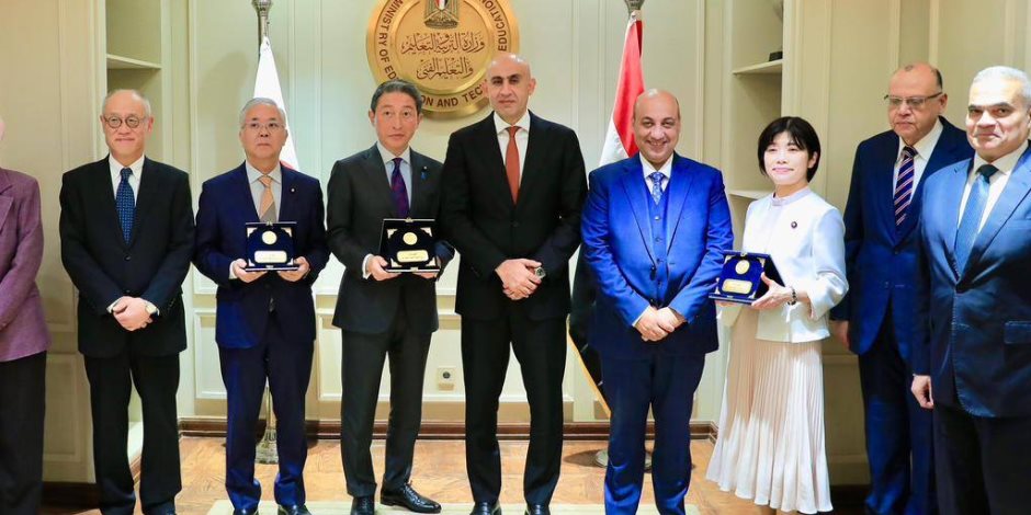 «التعليم» تبحث مع وفد البرلمان اليابانى وسفير اليابان لدى مصر سبل تعزيز التعاون المشترك